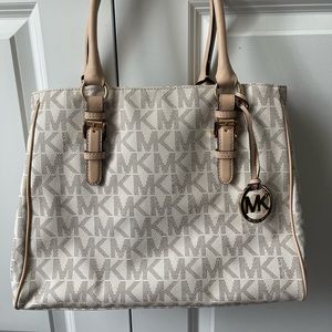 Michael Kors Tote